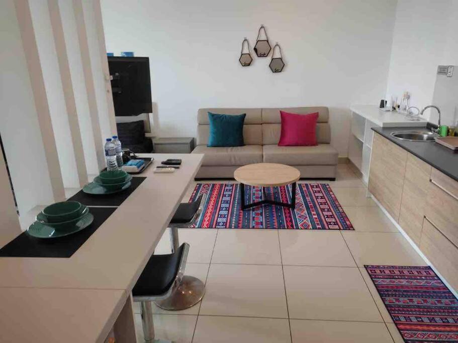 Manis Evo Bangi Soho - Netflix & Wifi Apartment Luaran gambar